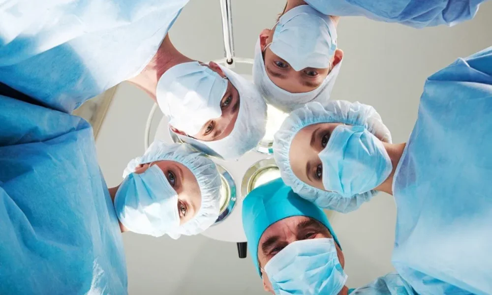 Anal Fissür Doktoru (Makat Çatlağı)